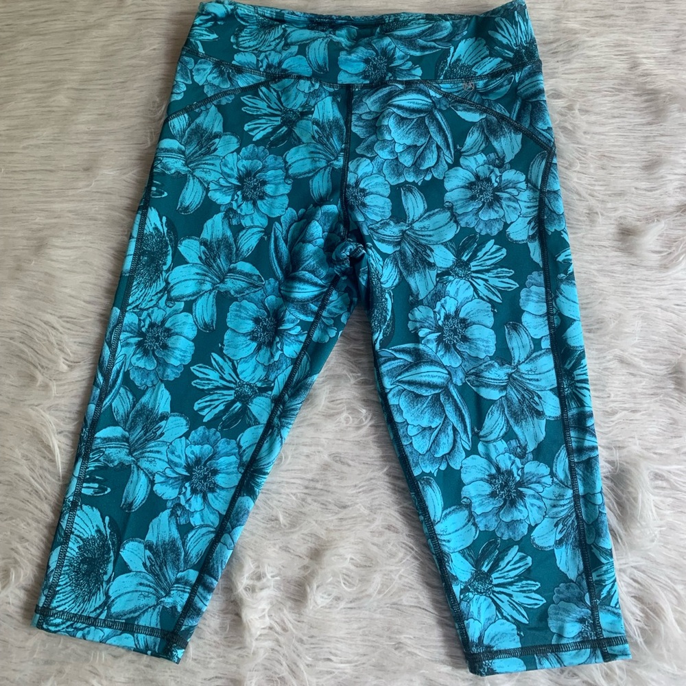 2/$20 Brand NEW!!!! MAAJI floral athletic yoga pants!